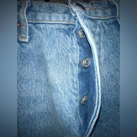 We The Free Light Blue Distressed Boyfriend Jeans Free People size 26 - Picture 7 of 13